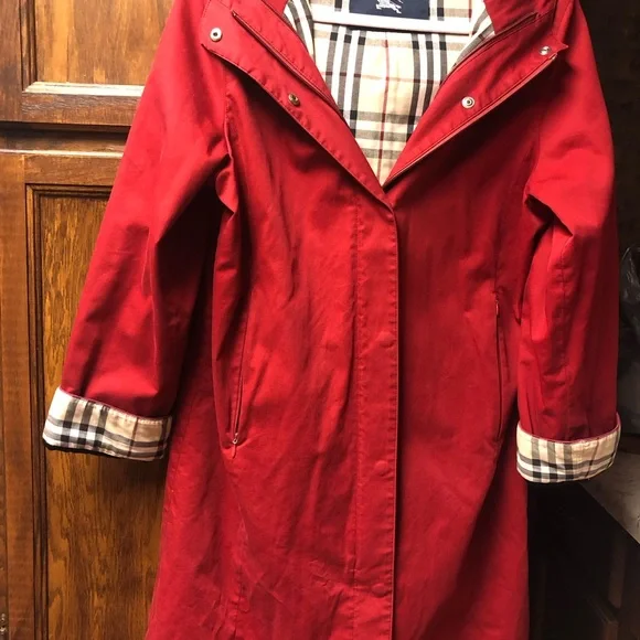 BURBERRY TRENCH COAT - SIZE 10 🎉HOST PICK🎉 10/07/24 - Picture 12 of 15